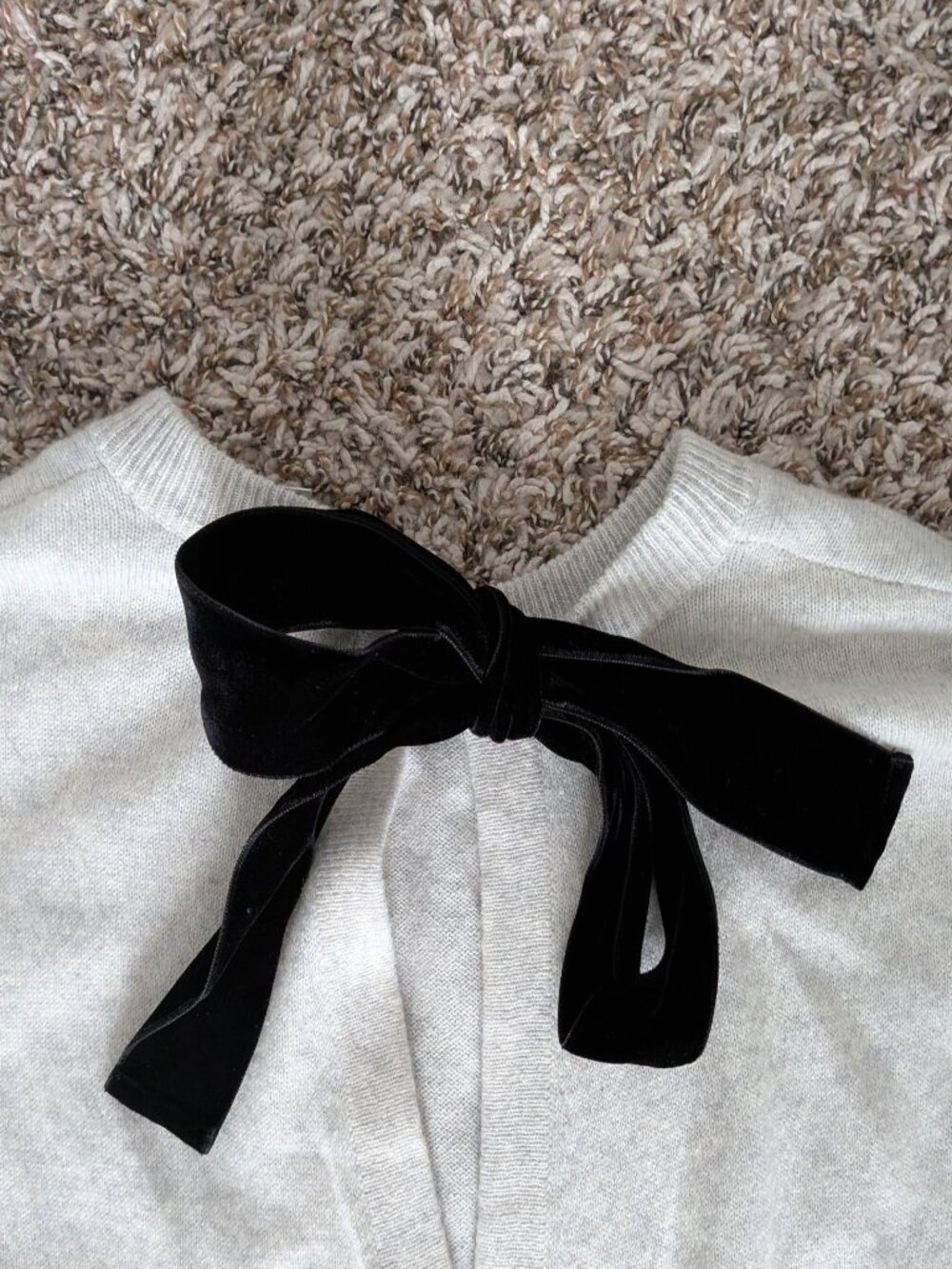 Autumn Cashmere Open-Back Sweater with Velvet Bow - Picture 2 of 5